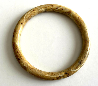ARMBAND Kunststoff oder reines Bakelit Vintage marmoriert Ton BEIGE! neuwertig