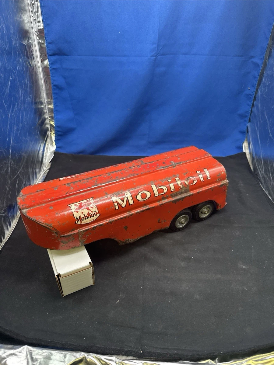 Mobil Gas Toy Truck In Vintage Manufacture Diecast Cars, Trucks
