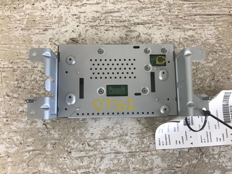 Pantalla Info-GPS-TV compatible con 17-20 Lincoln Continental 922602 Foto 3 de 4