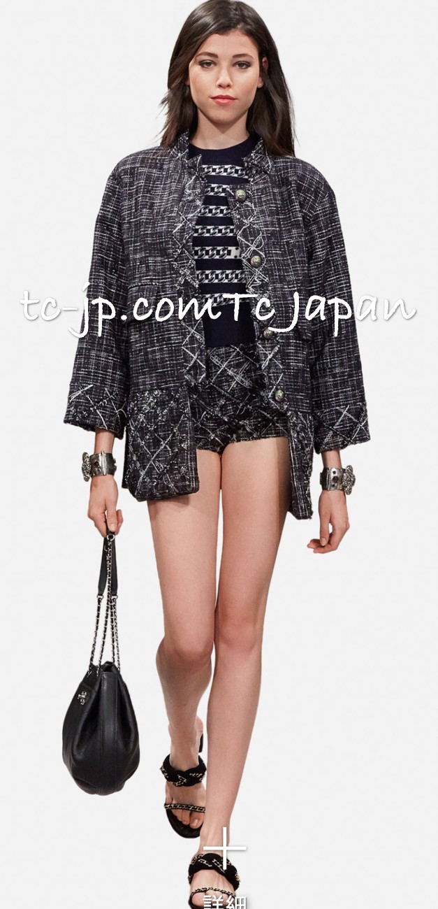 CHANEL 17PS Navy Ivory Chain Turn Lock Pattern Cashmere Knit Dress 38 US6 thumbnail 21