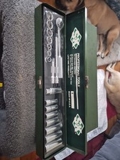 Sk-tools No.94520 18 Pc. 6 Point 38 Dr. Sae Socket Set