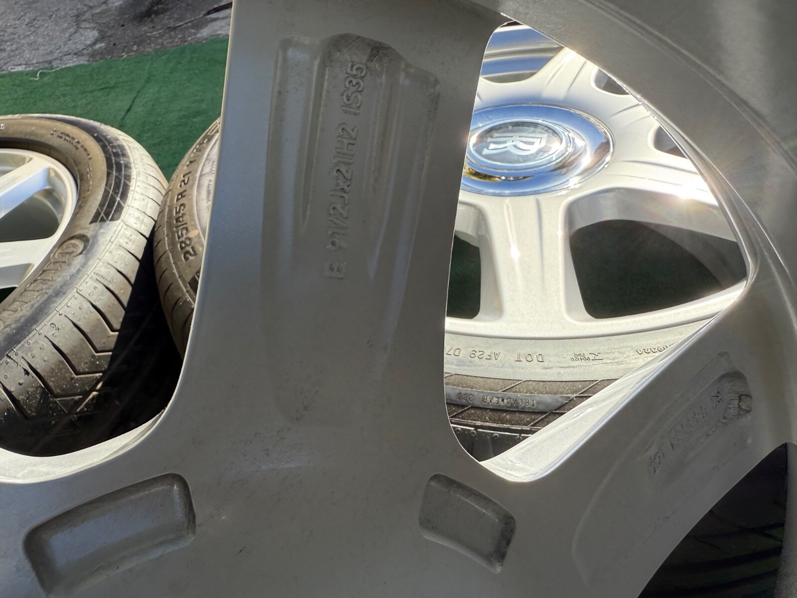 Rolls-Royce 21" OEM Phantom Wheels and Tires 2003-2017 Rolls-Royce Phantom VIDEO
