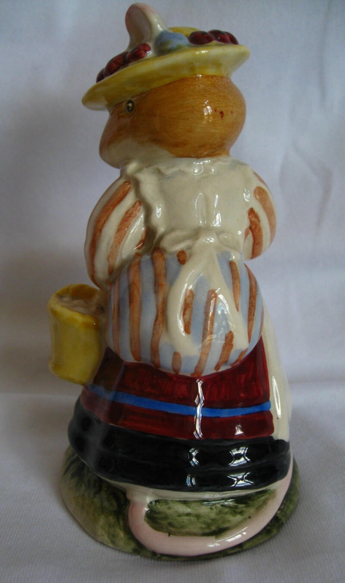 ロイヤルドルトン LADY WOODMOUSE Royal Doulton ロイヤルドルトン