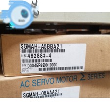 1PCS New in box Yaskawa Servo Motor SGMAH-A5BBA21