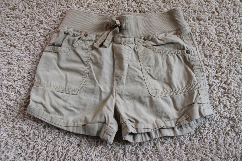 Girls size XL 6X Khaki Shorts Arizona Jeans