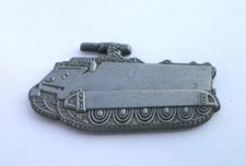 M-113 GAVIN ARMORED PERSONNEL CARRIER (1-1/4")US ARMY Military Hat Pin P12662 EE