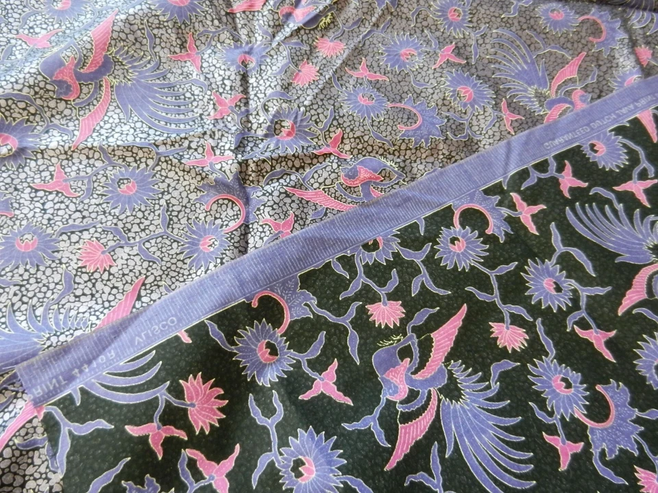 Dutch VLISCO 4410R shiny silver purple birds and flowers fabric 46”w x 1yd 16” - Image 3 of 4