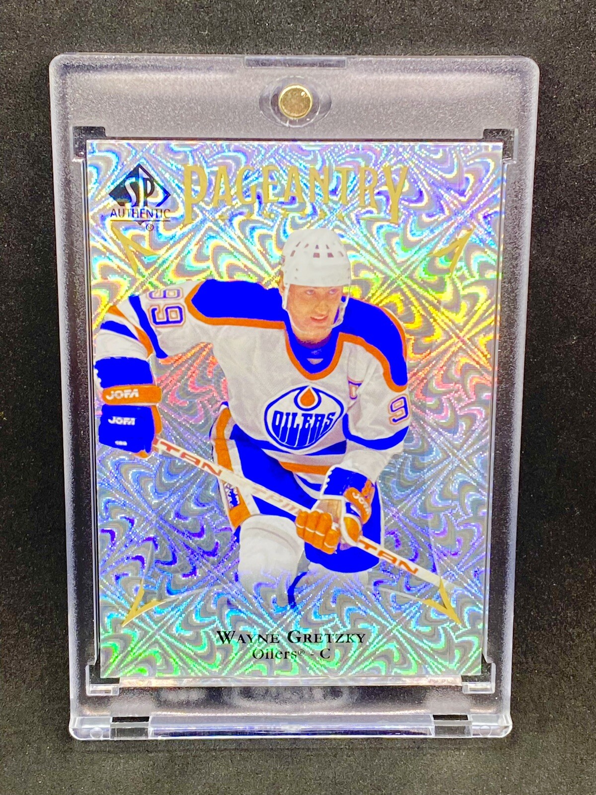 Wayne Gretzky RARE REFRACTOR INVESTMENT CARD  UPPER DECK OILERS GOAT MINT