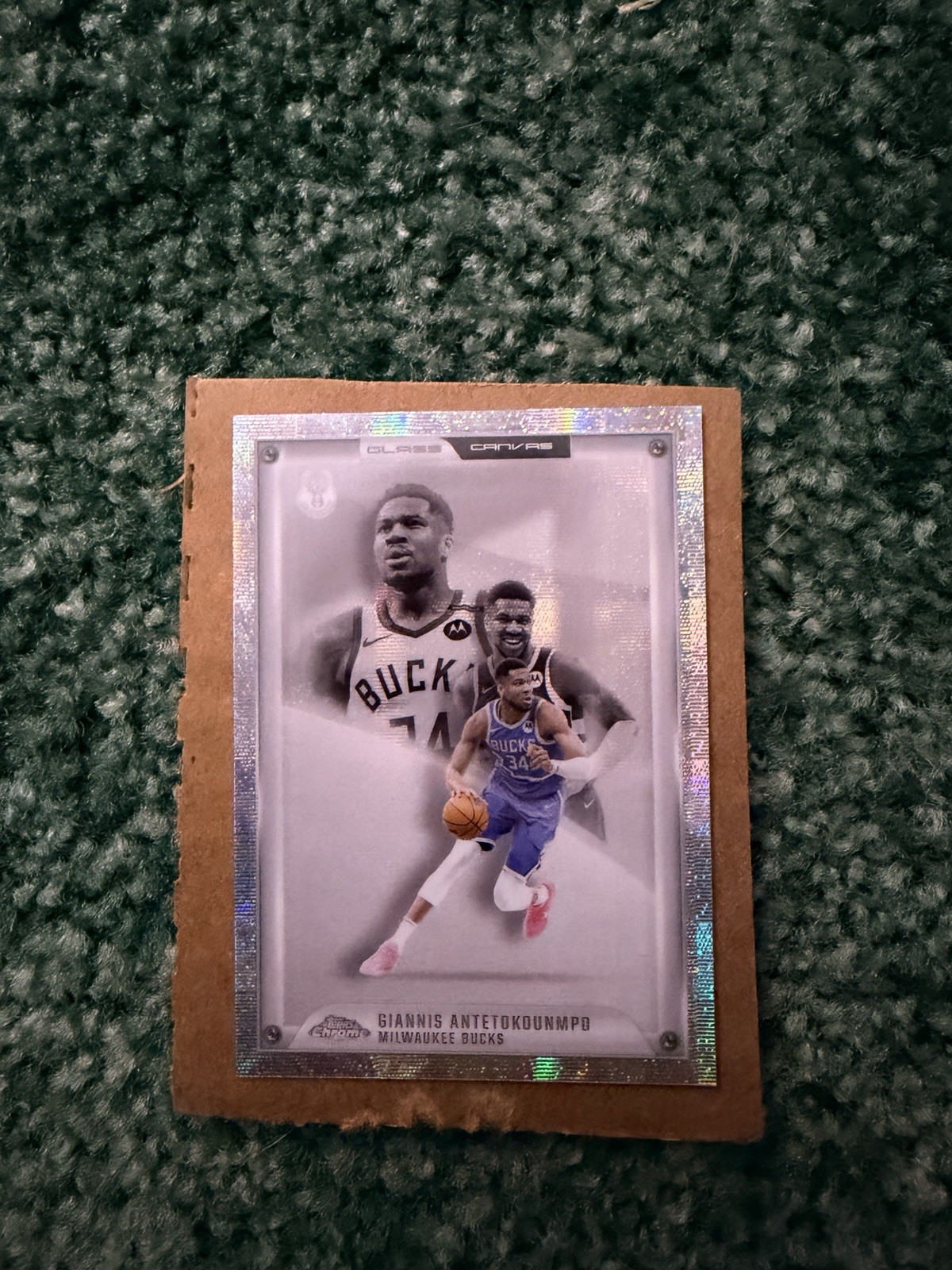 2025-26 Topps Chrome Giannis Antetokounmpo Glass Canvas SSP Case Hit GC-3