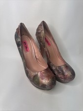 Betsey Johnson Foral Pumps Size 10M