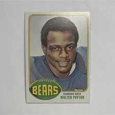 1976 Topps Walter Payton Rookie Football Card Chicago Bears #148. rookie card picture