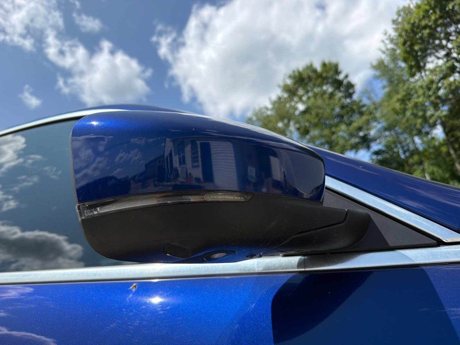 Maserati Levante 2019 Condenser compartment lid
