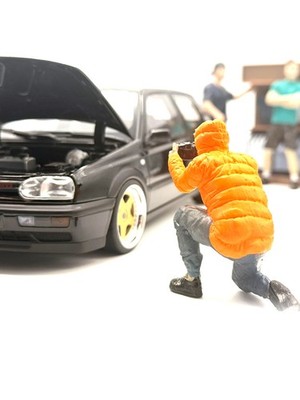 1:18 Resin Figur unbemalt Fotograf kniend Kamera Diorama Racing Modellbau