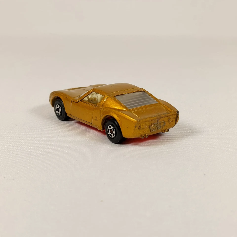 Matchbox 1-75 Superfast No.33 Lamborghini Miura Gold/Pink Base Loose — 第 2/4 张图片