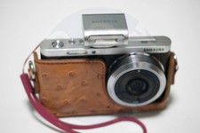 Samsung NX mini Camera w/ NX-M 9mm F3.5 ED Lens