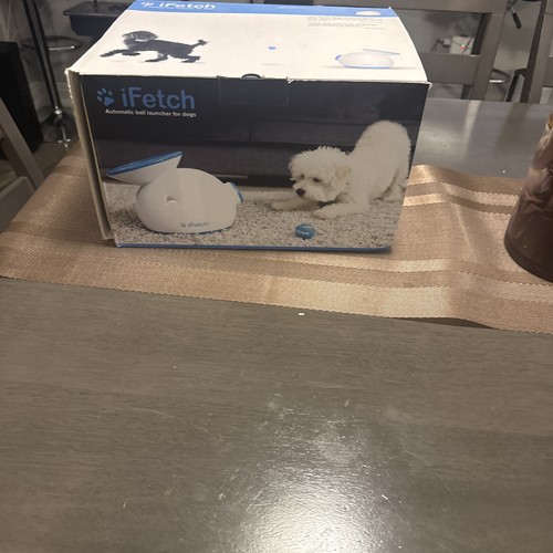 iFetch Interactive Automatic Ball Launcher for dogs W/ Box 5-balls & Power Cord