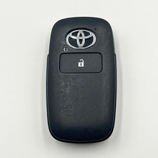 Toyota Raize Genuine Oem Smart Key Fob 2 Button 007-ag0115 Jdm Japan Used Toyota Raize Genuine Oem Smart Key Fob 2 Button 007-ag0115 Jdm Japan Used