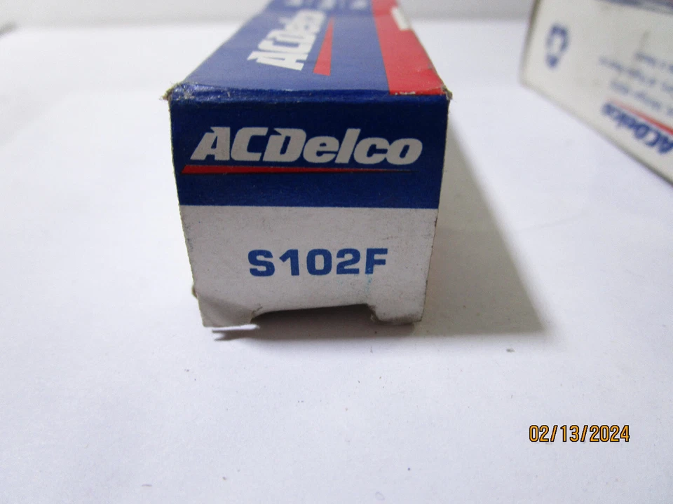 3 Spark Plugs Conventional ACDelco S102F (3 pack) (one missing crush washer) Foto 4 de 4