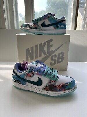 NIKE SB FUTURA LABORATORIES DUNK LOW (SIZE 4) (HF6061-400 NIKE SB FUTURA LABORATORIES DUNK LOW (SIZE 4) (HF6061-400