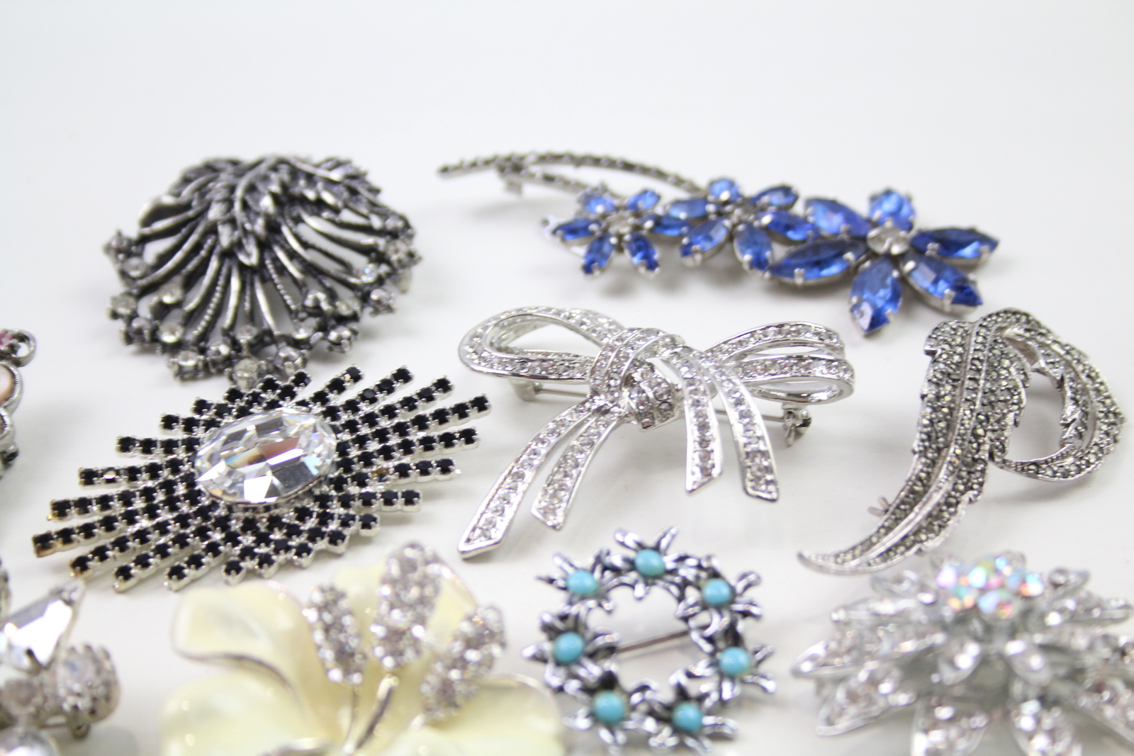 500g Bulk Brooches Rhinestone Floral Faux Pearl Silver Tone eBay