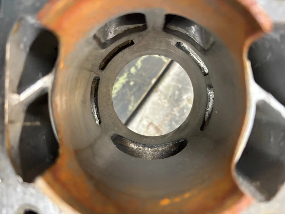 Yamaha Exciter 570/570E 1987-1988 cilindro 82M-11311-00-00 RW6663 Foto 4 de 4