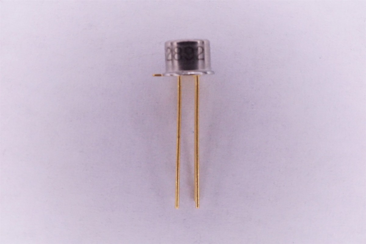 (134個) ICチップANALOG DEVICES AD7761BSTZ未使用 AD590KH Analog Devices IC Temperature Transducer TO-52 3-Pin -55C