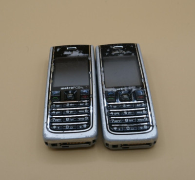 PAIR OF Nokia 2865i  Vintage Cell Phone - Rare Handheld Celluar Device UNTESTED