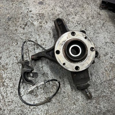 PEUGEOT PARTNER MK2 O/S DRIVER SIDE RIGHT FRONT WHEEL HUB 2018
