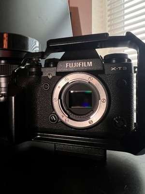 FUJIFILM XT3 w/ SmallRig Cage *RARE FIND*