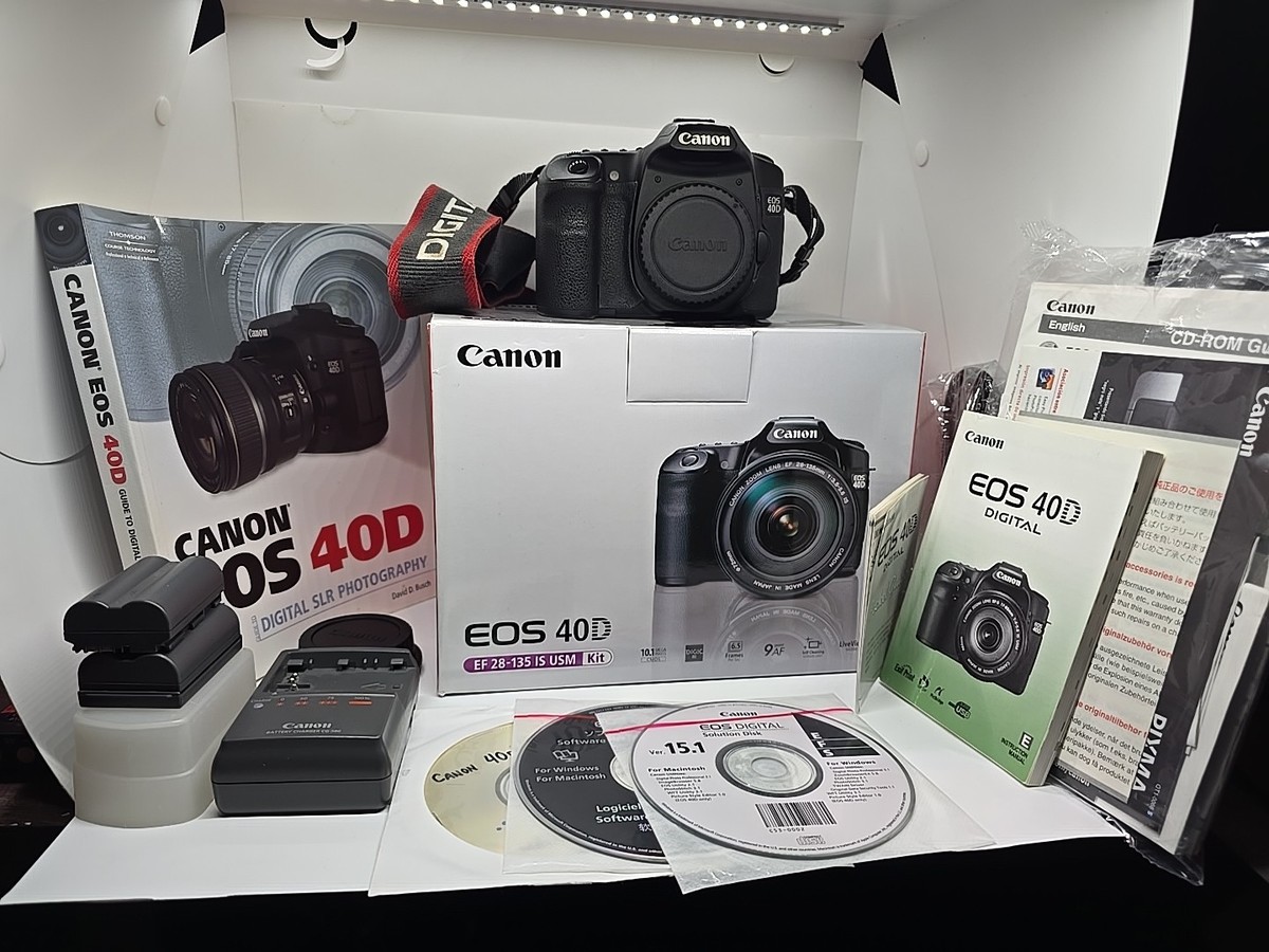 Canon EOS 40D EF- 28-135 Is Usm Kit with 2 batteries Manuals