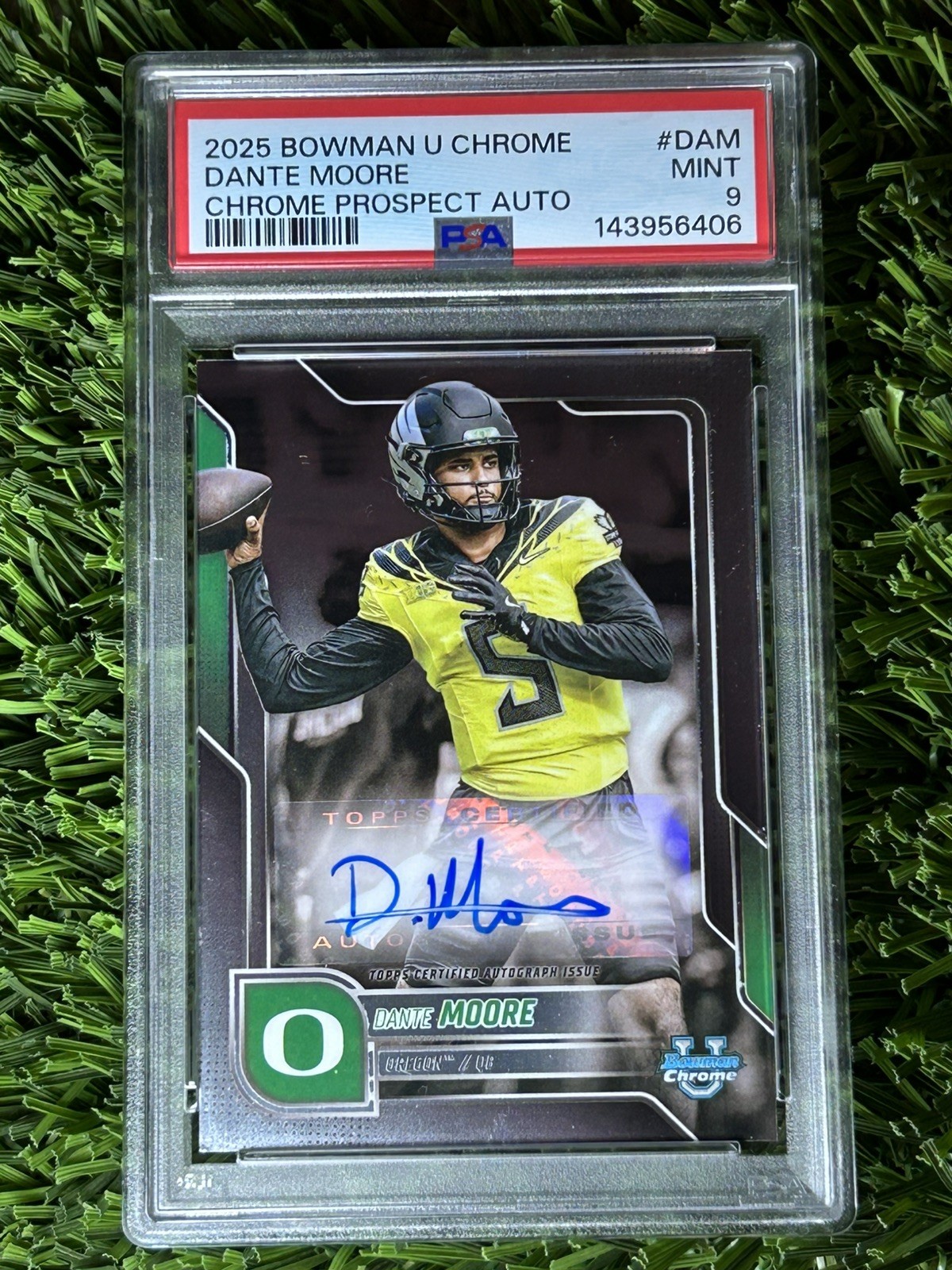 2025 Bowman University Chrome - Chrome Prospect Autographs Dante Moore #BCA-DAM