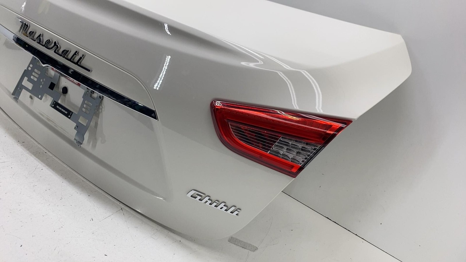 Maserati Ghibli 2014-2020 Rear Trunk lid White