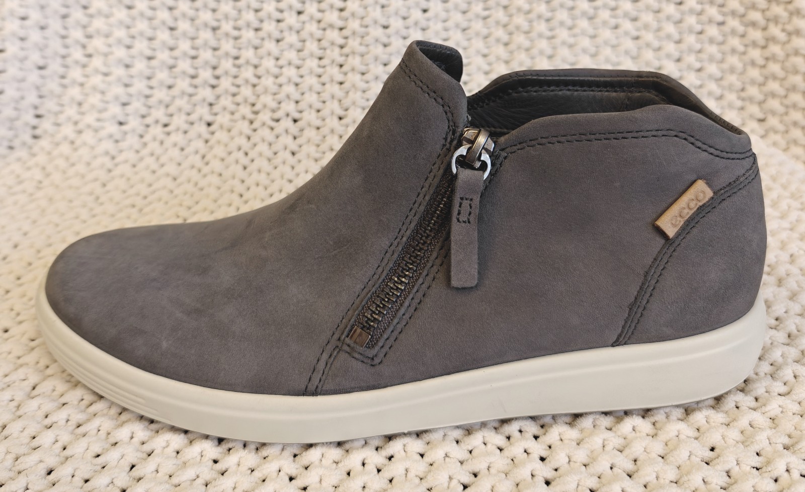 ECCO Women's Soft 7 Dark Shadow Gray Nubuck Leather Zip Low Bootie, NWOB, Sz 37 image 8