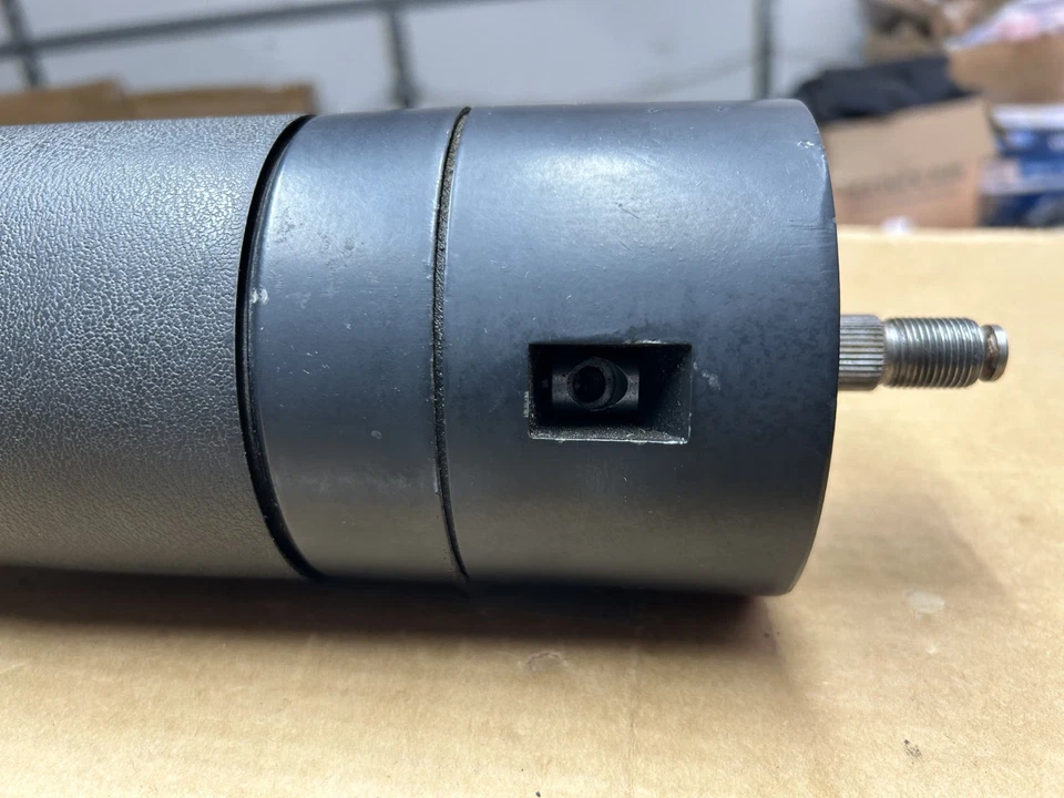 Ford F-150 80-91 - SIN INCLINACIÓN + COLUMNA DE DIRECCIÓN AUTOMÁTICA - TRANSMISIÓN AUTOMÁTICA Foto 4 de 4