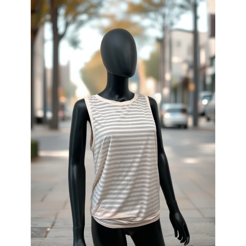 Camiseta sin mangas Lululemon a rayas melocotón espalda abierta - talla 10, 91 % nailon Foto 2 de 4