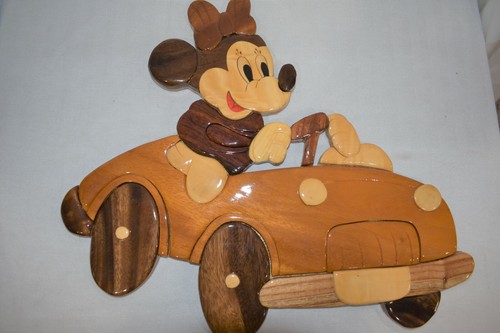 VINTAGE 1980'S MICKEY MINNIE MOUSE SOLID ROSEWOOD WALL HANGERS RARE - Picture 2 of 4