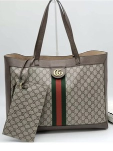 gucci pouch large