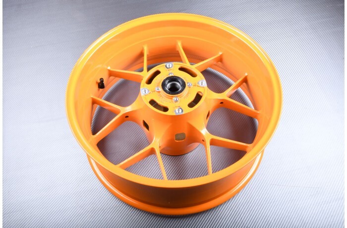 Jante arrière orange 5.9Kg pour CBR 1000RR qui réduit le poids non suspendu
