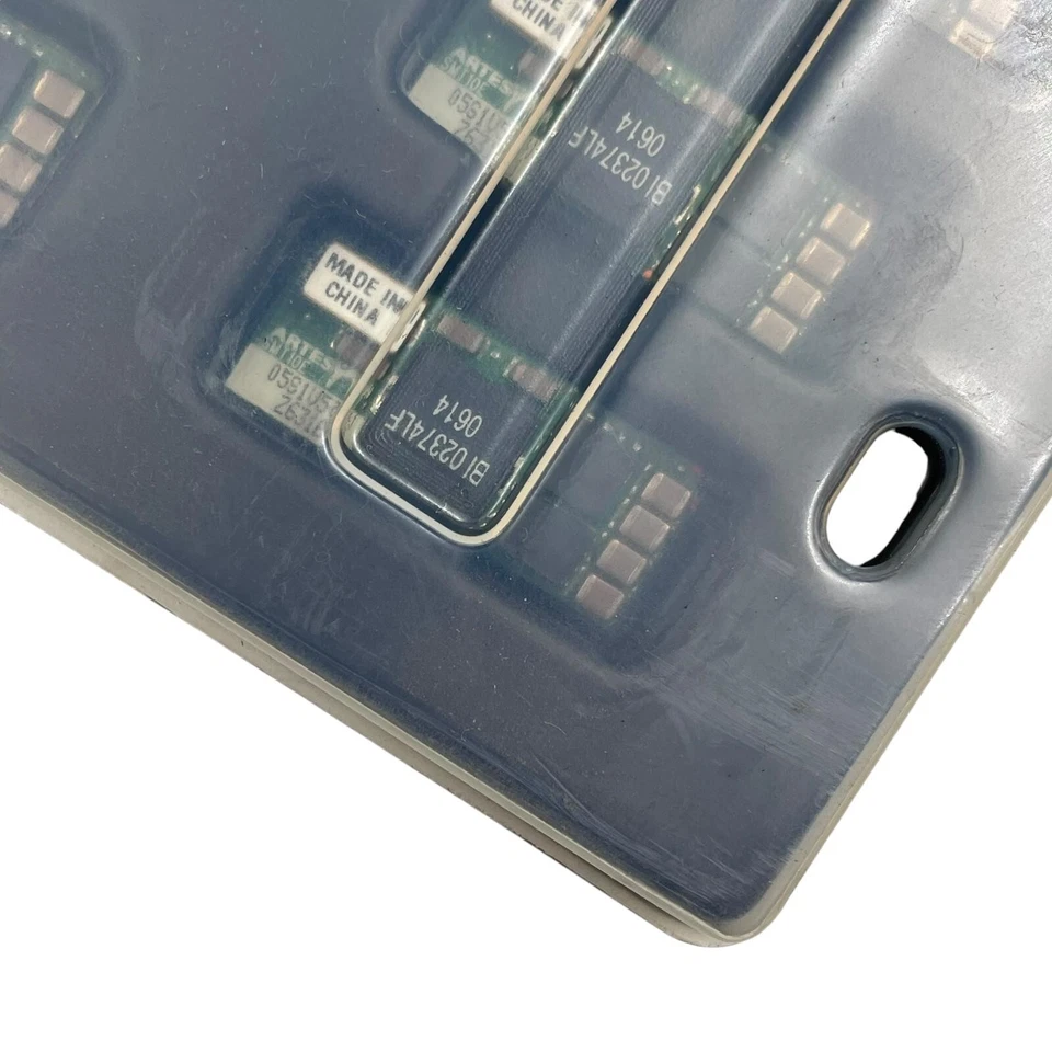 [30 Pcs] Artesyn SMT10E-05S1V5J DC-DC 16.5 W 10 A - Image 3 of 4