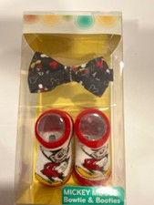 Disney Baby Mickey Mouse Bowtie  Booties infant 0-12 Months socks bow tie NWT