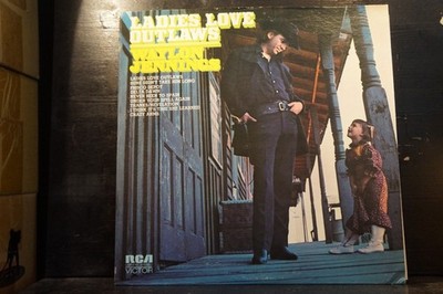 Waylon Jennings - Ladies Love Outlaws