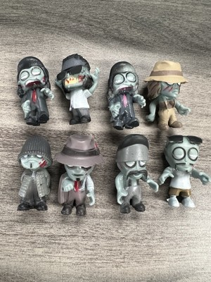 8 Homies Zombies Big Headz Undead Cholo Chuco Gata Loco Hollywood