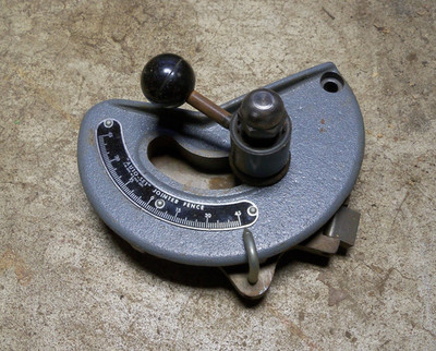 DELTA ROCKWELL 6'' JOINTER PLANER Fence Head Segment Lock Lever Acorn, 37-220