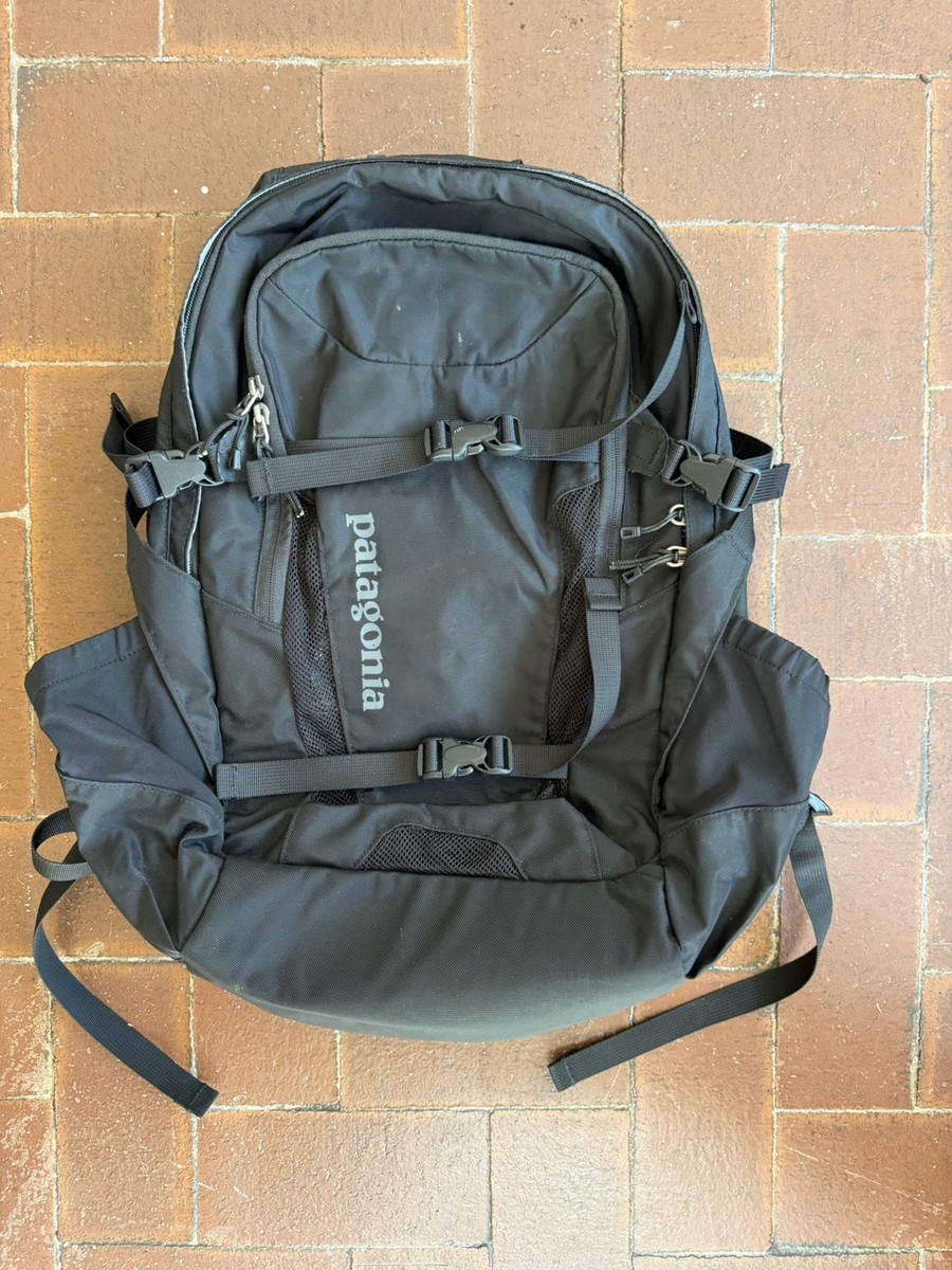 Patagonia Atacama 28L Black Hiking Backpack Nylon Hip Belt Padded Straps | eBay Patagonia Atacama 28L Black Hiking Backpack Nylon Hip Belt Padded Straps | eBay