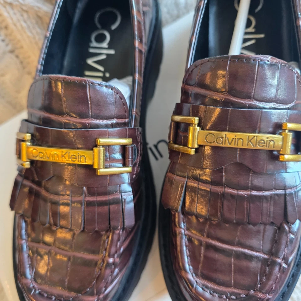 Nuevo en caja Mocasín Oxford plataforma flecos Sophy para mujer Calvin Klein marrón cocodrilo 5,5 Foto 3 de 4