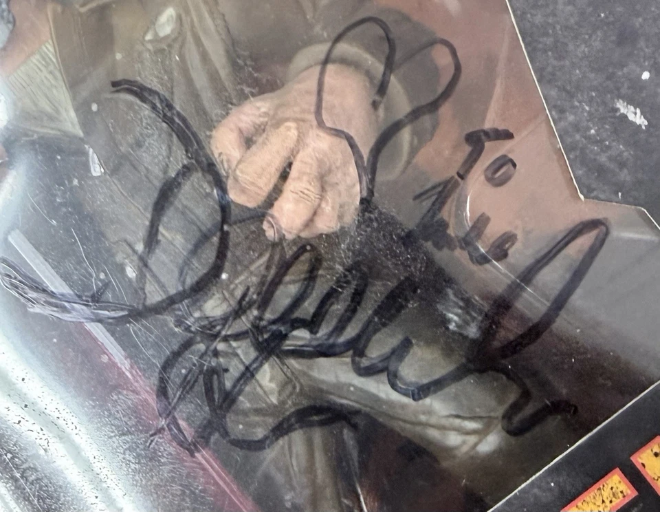 Michael Myers Halloween II Cinema Of Fear 9" Figura Sellada Mezco Rob Zombie Nuevo en Caja Foto 2 de 4