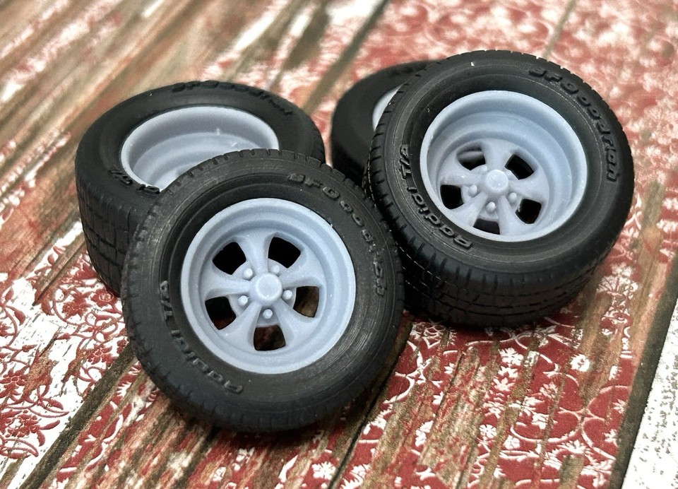 1/24 Scale: 15-inch “Keystone Klassic” Resin Wheels W/ Wide Rear Tires ...