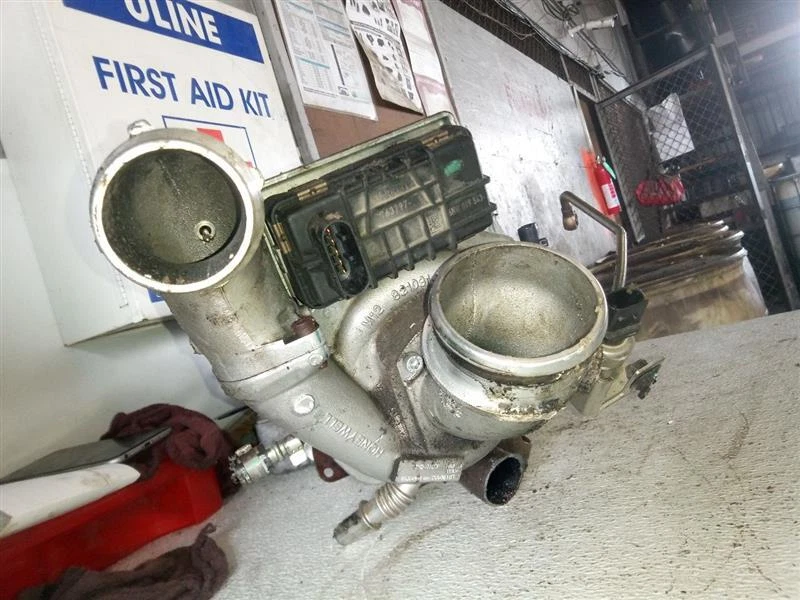 Used Supercharger fits: 2015 Jeep Grand cherokee 3.0L diesel Grade A Foto 2 de 4