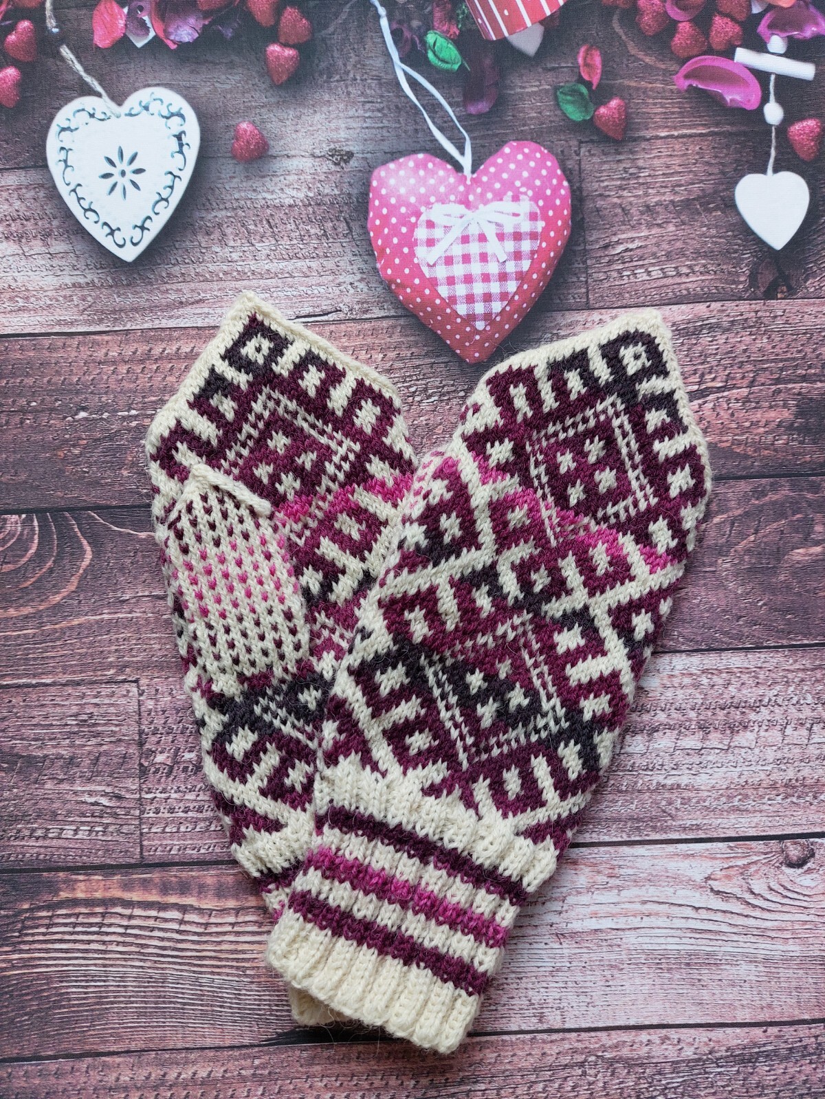 Womens wool mittens handmade are very warm with a pattern, hand warmers purple image 7