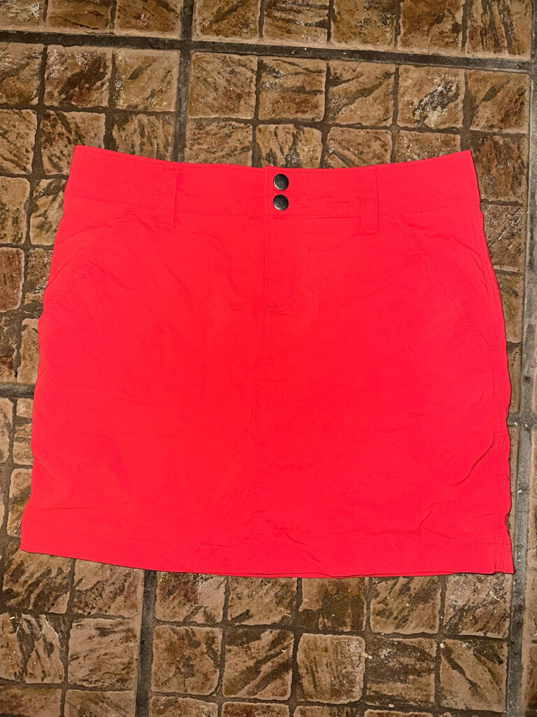 Falda Columbia Sportswear Saturday Trail para mujer 4 usada en excelente estado